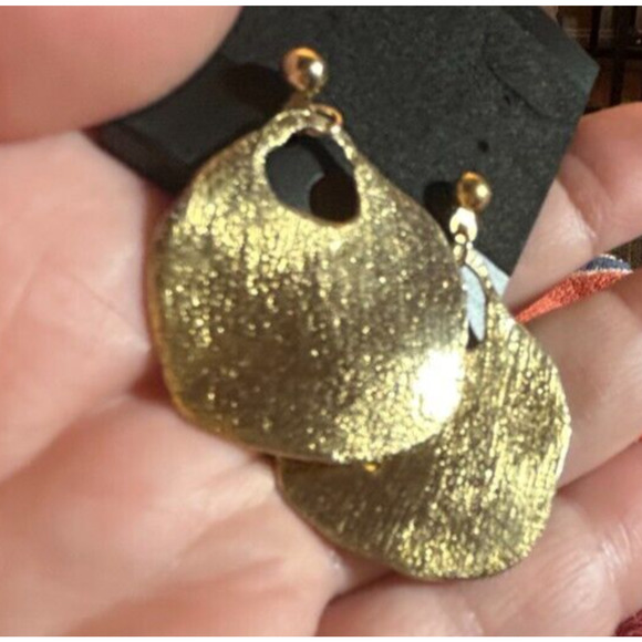 Vintage 1960s Butterfly Drop Earrings - Picture 4 of 16